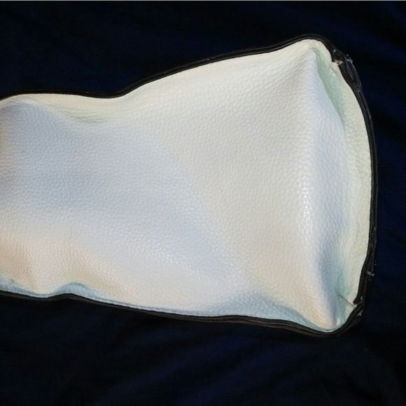 CALL IT SPRING! Robins egg blue handbag - Picture 7 of 13